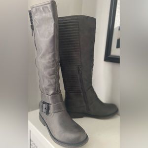 NWOB Aldo “Stacey” Charcoal Grey Vegan Leather Knee High Quilted Moto Boots 6